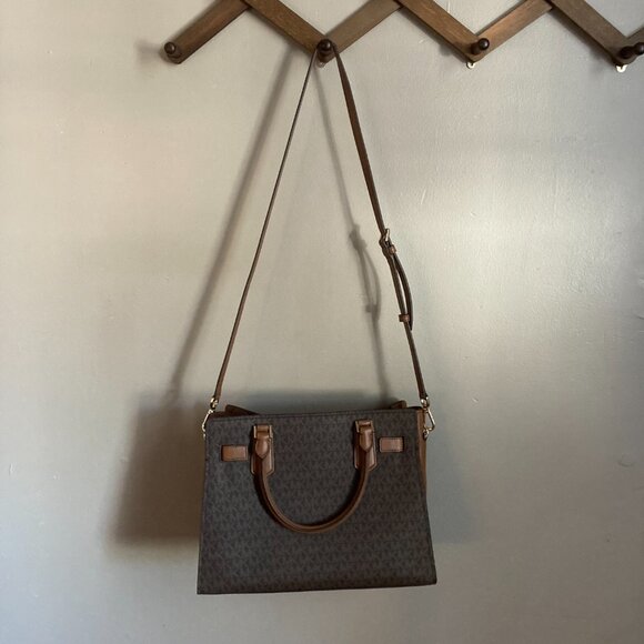 Michael Kors - Hamilton Medium Logo Satchel - Picture 4 of 10